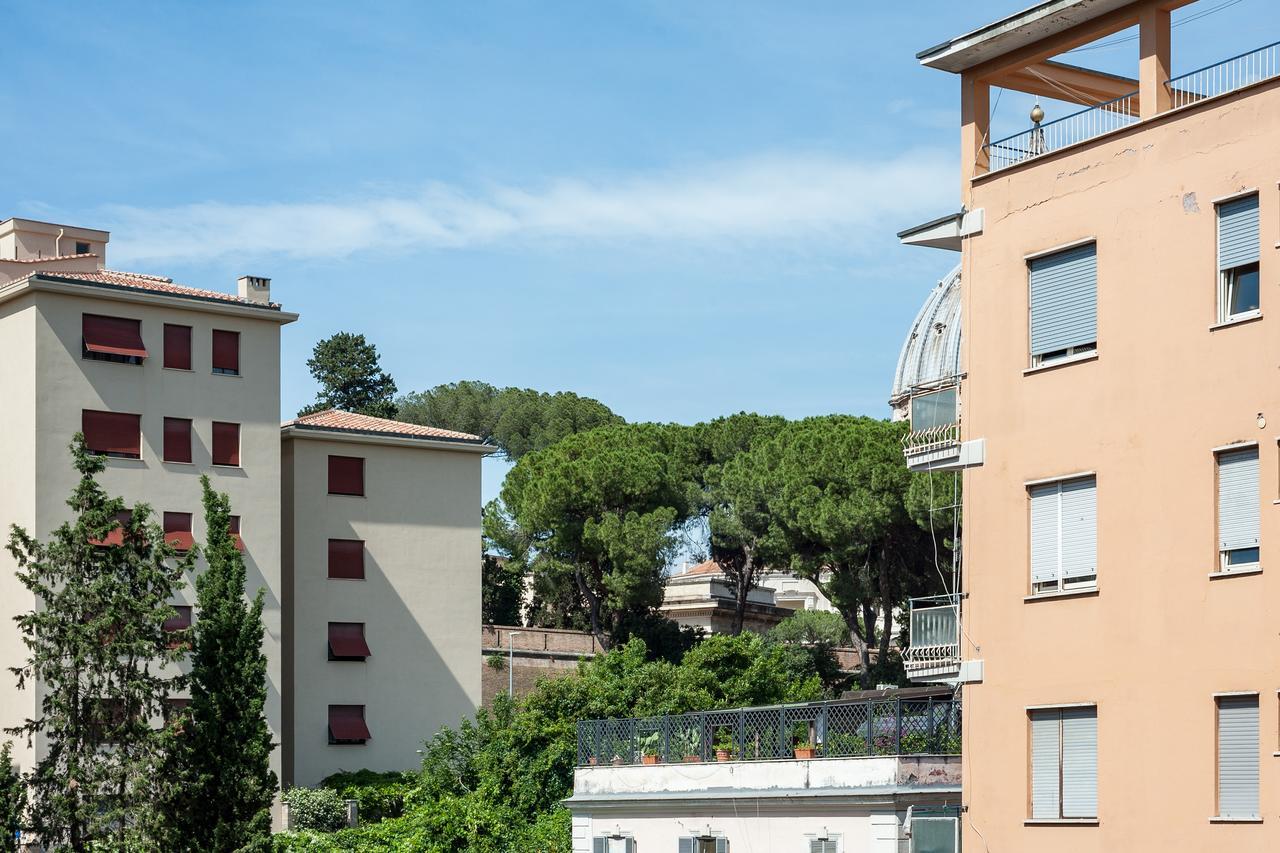Vatican Stemar Apartment Рим Екстериор снимка