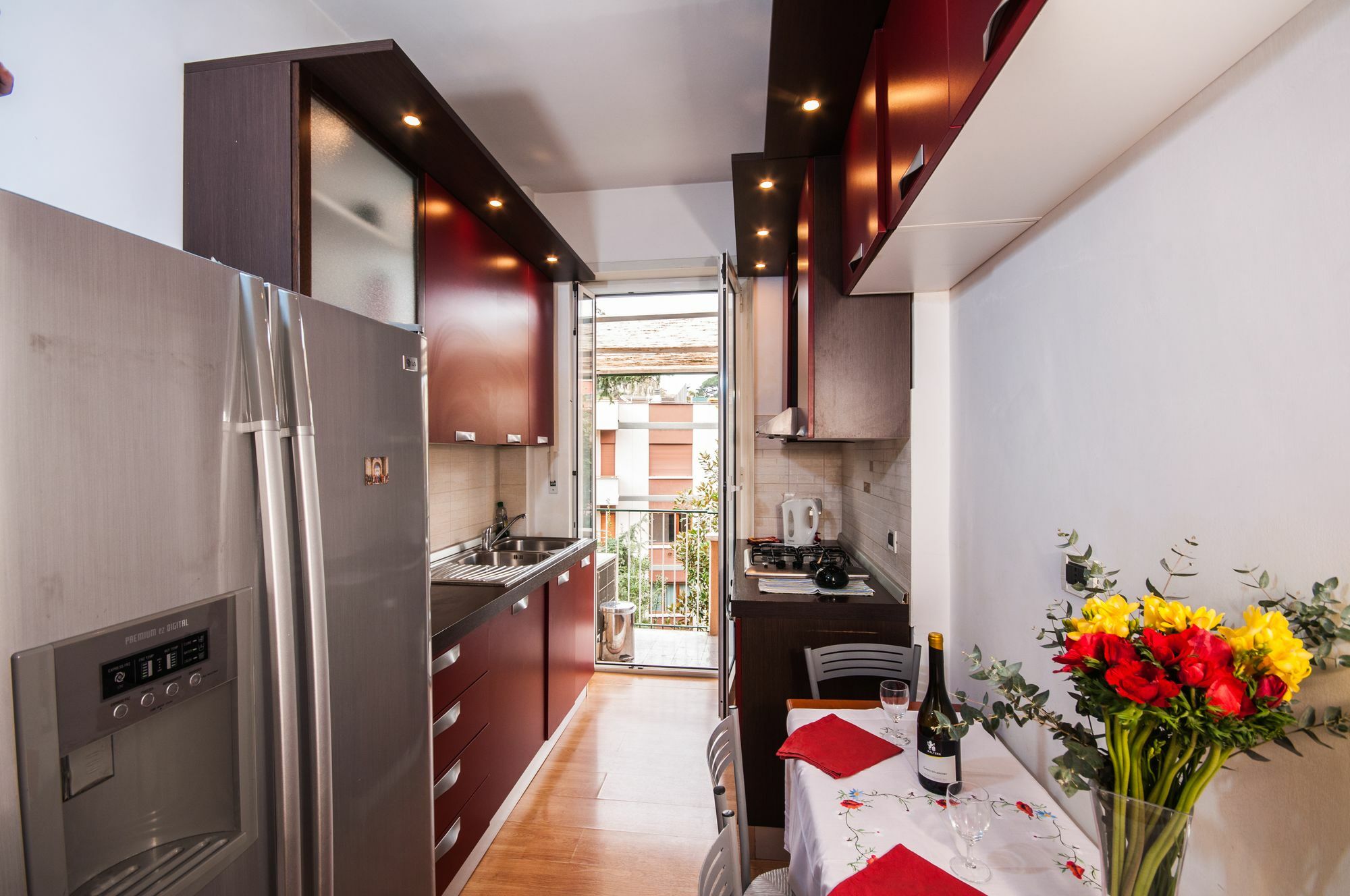 Vatican Stemar Apartment Рим Екстериор снимка